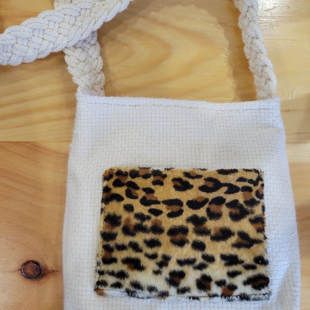 SCRAPPIES BY GLO Animal Pocket Print Crossbody Purse